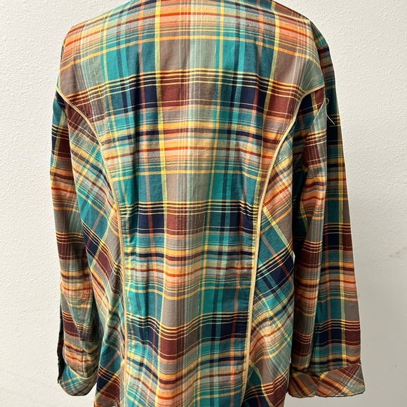 Plaid Women's  zip from Jacket style top - Picture 3 of 4
